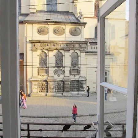 Apartment On Katedralna Lviv